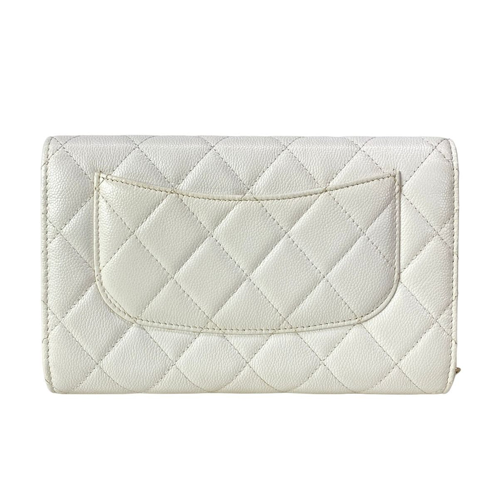 Chanel Wallet Quilted White Chain Shoulder — view 2