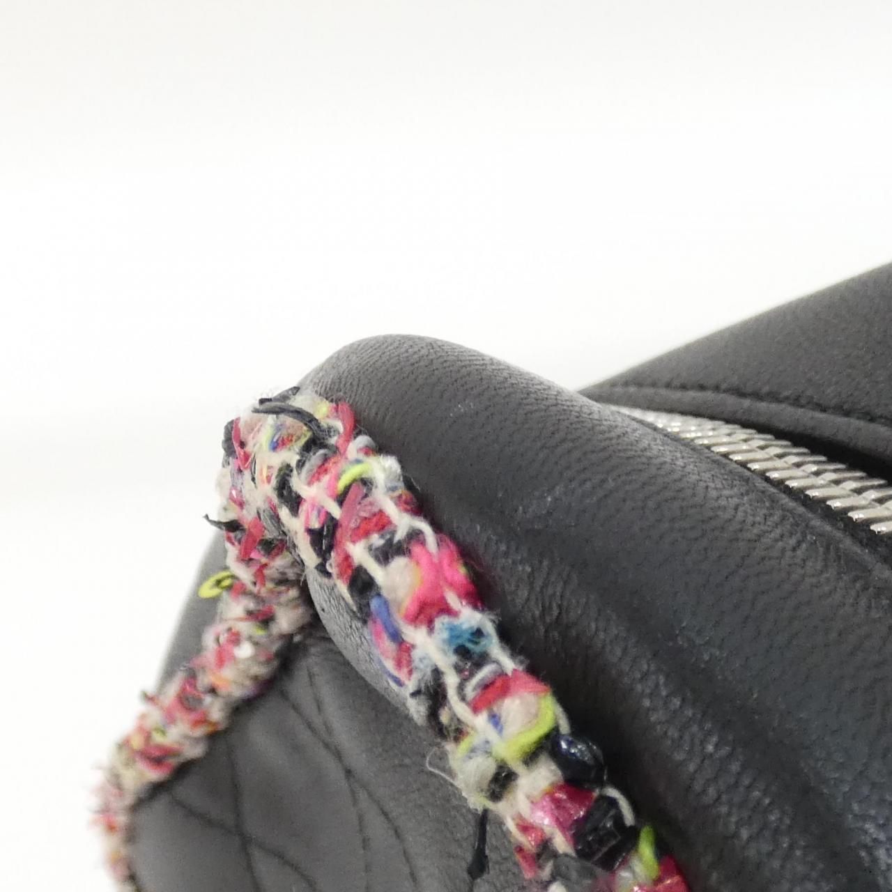 Chanel Shoulder Bag Black — view 6