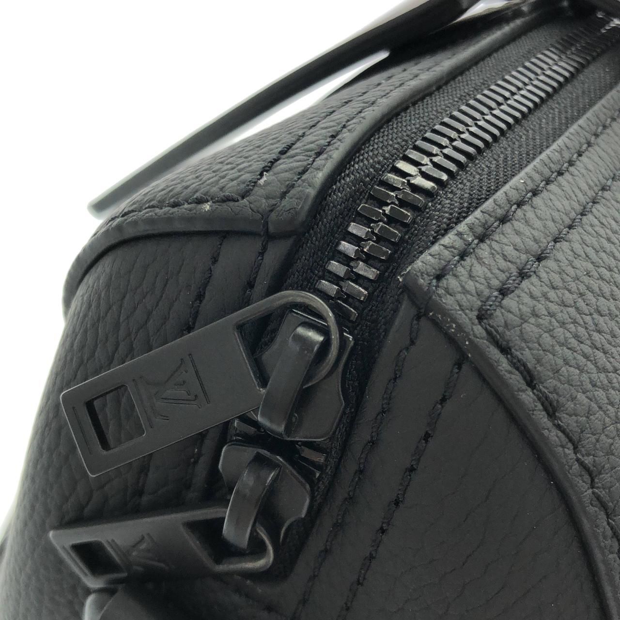 Louis Vuitton LV Aerogram City Keepall Shoulder — view 5