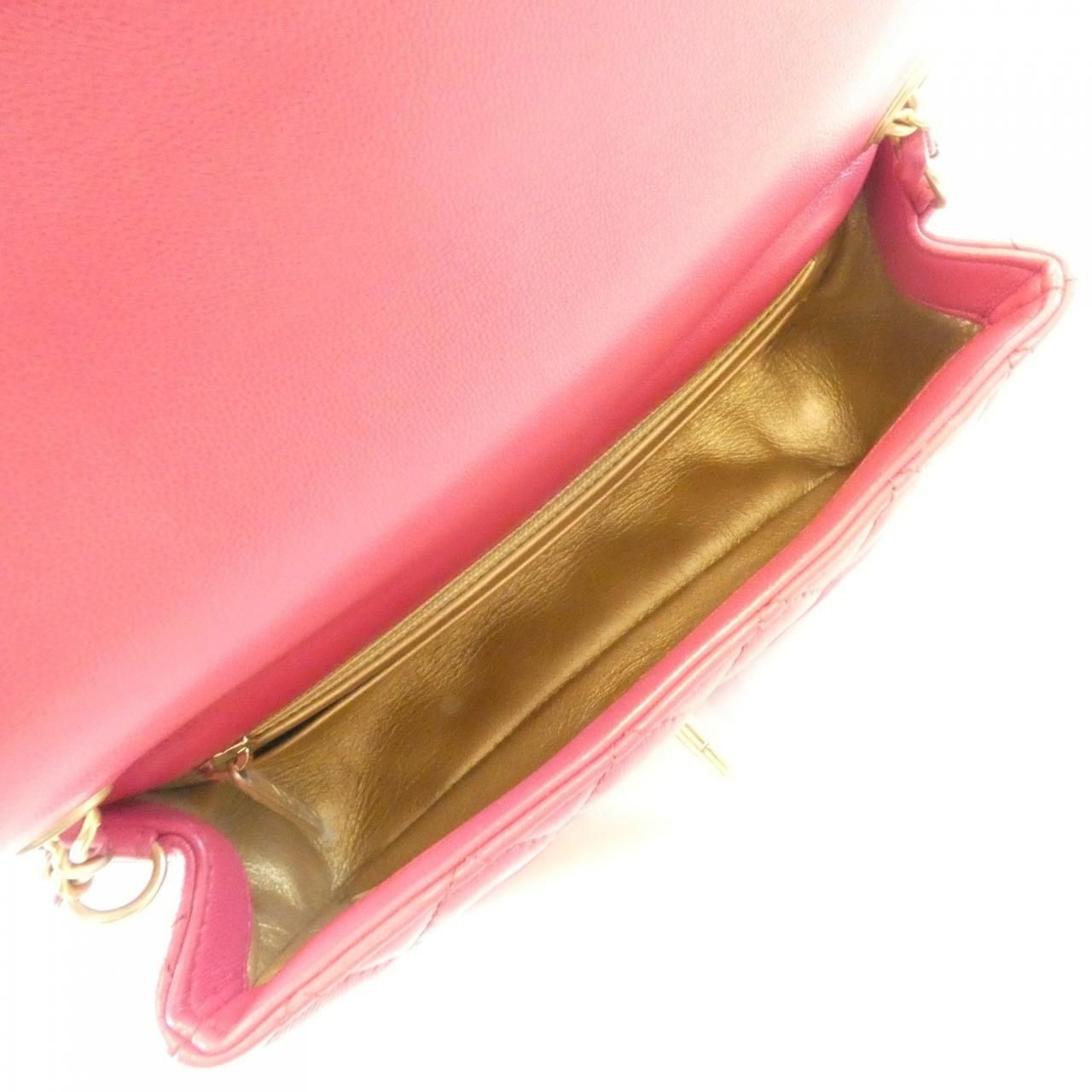 Chanel Shoulder Bag Pink — view 7
