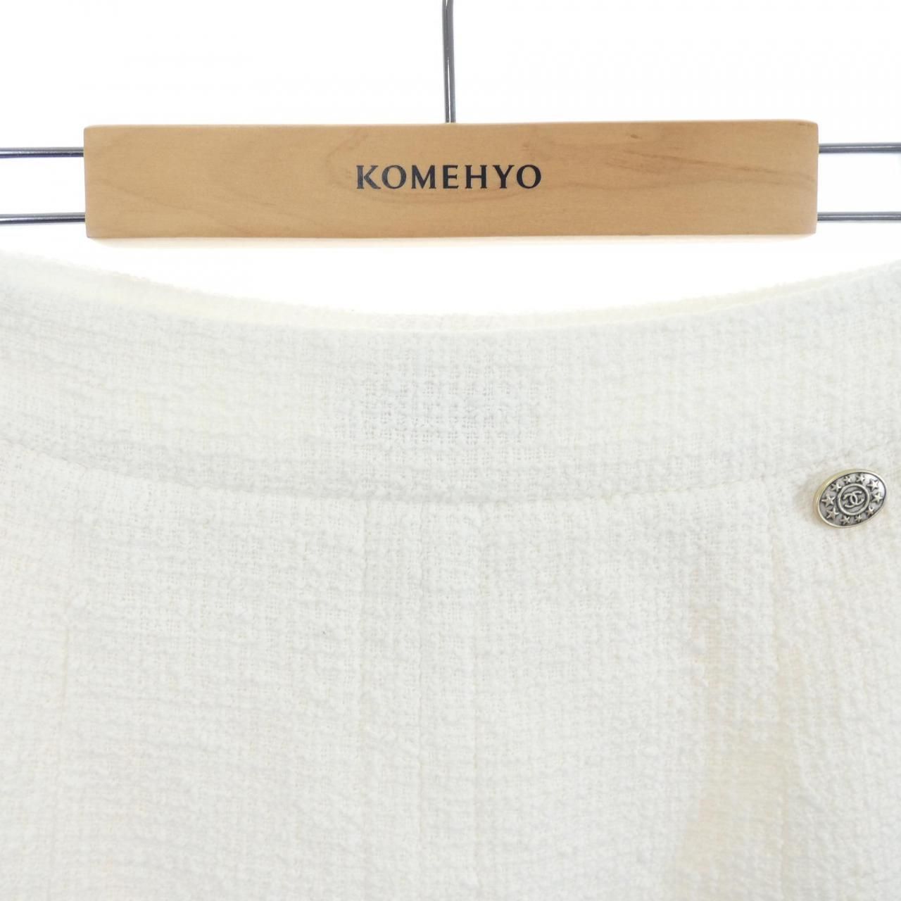 Chanel Skirt White — view 5