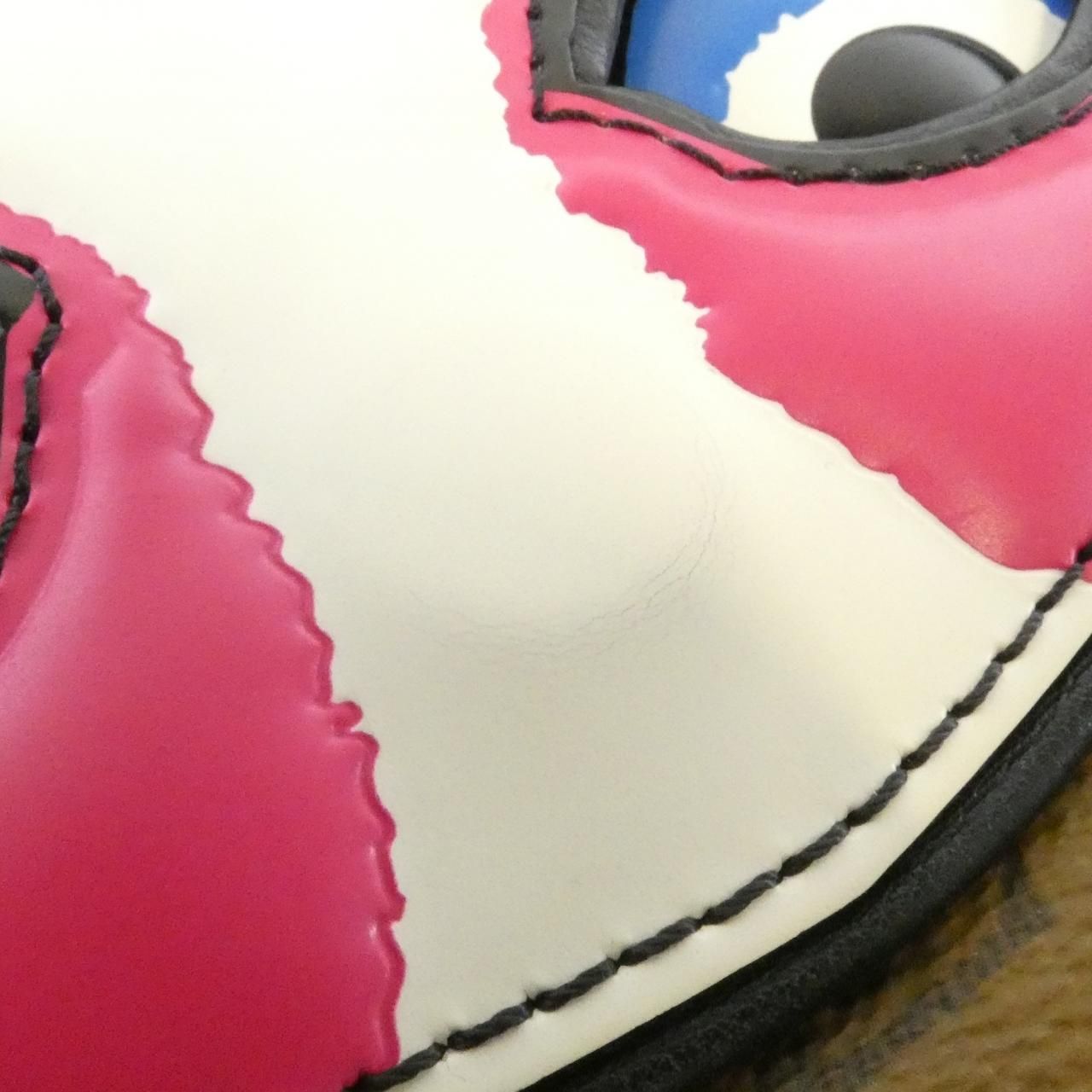 Louis Vuitton Monogram Pochette Kabuki Mask Shoulder — view 5