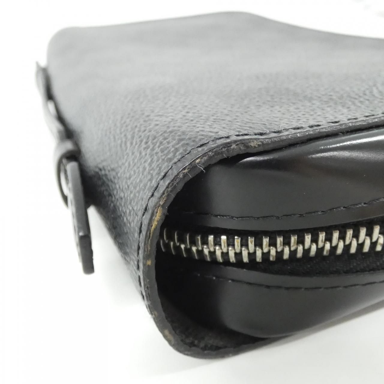 Louis Vuitton Damier Graphite Zippy XL Wallet — view 5