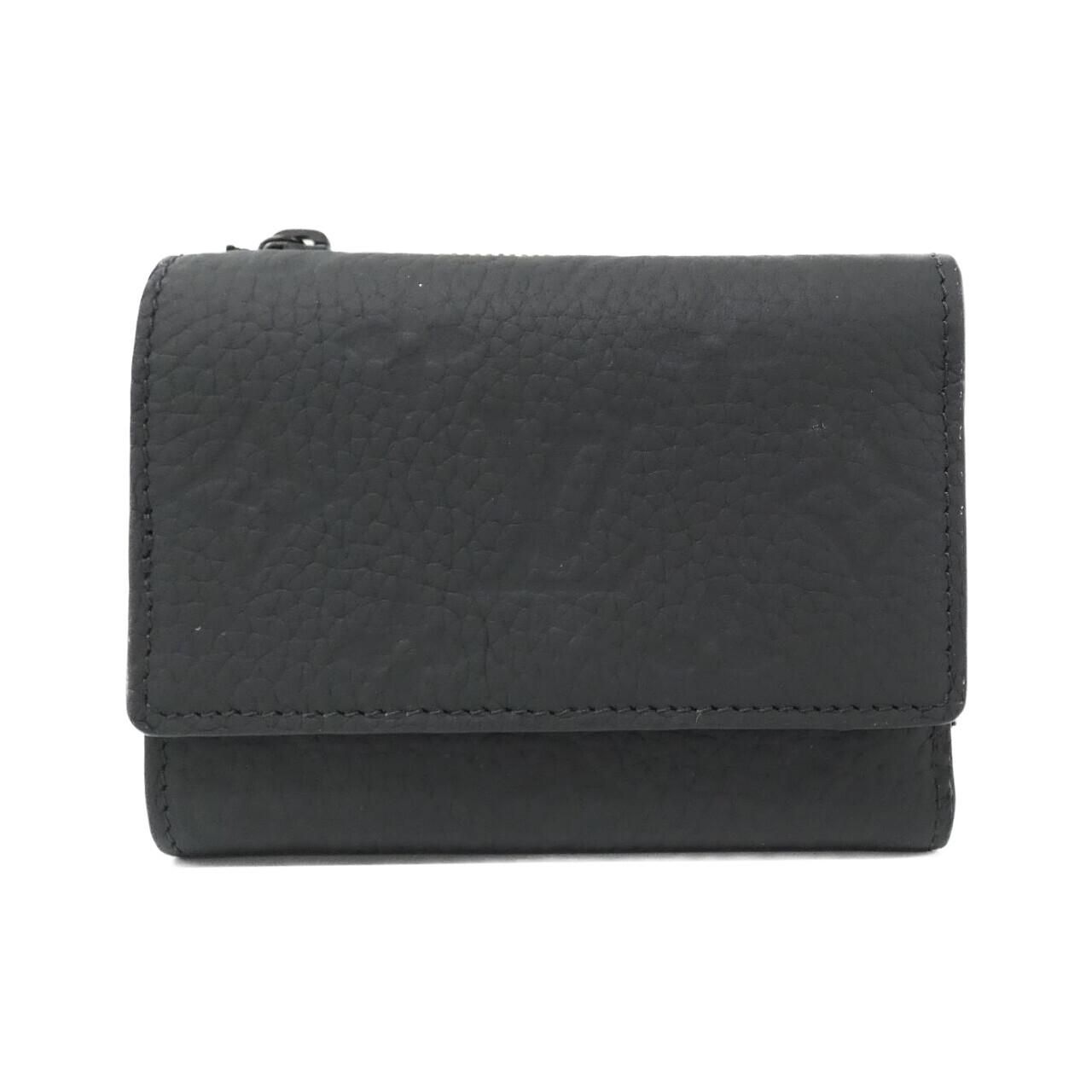 Louis Vuitton Taurillon Monogram Portefeuille Pilot Wallet