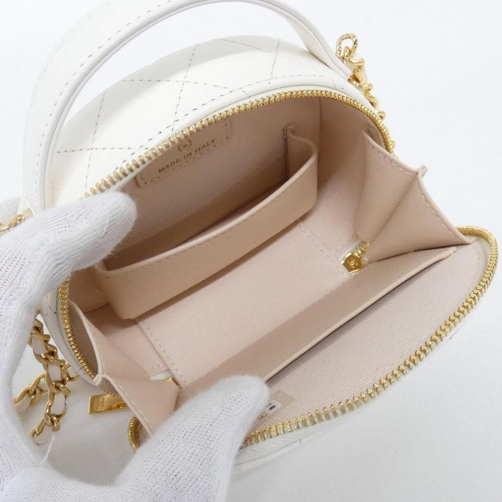 Chanel Shoulder Bag White — view 7