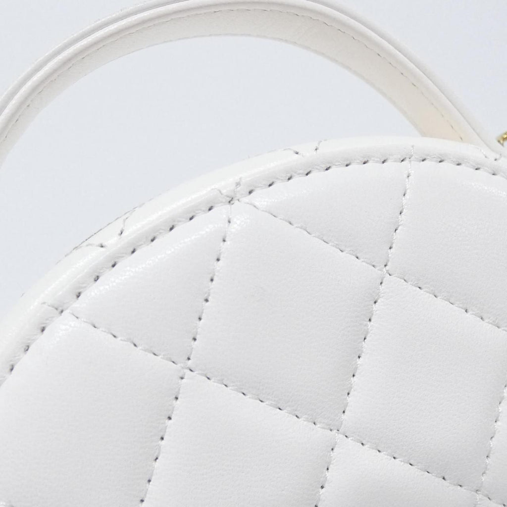 Chanel Shoulder Bag White — view 4