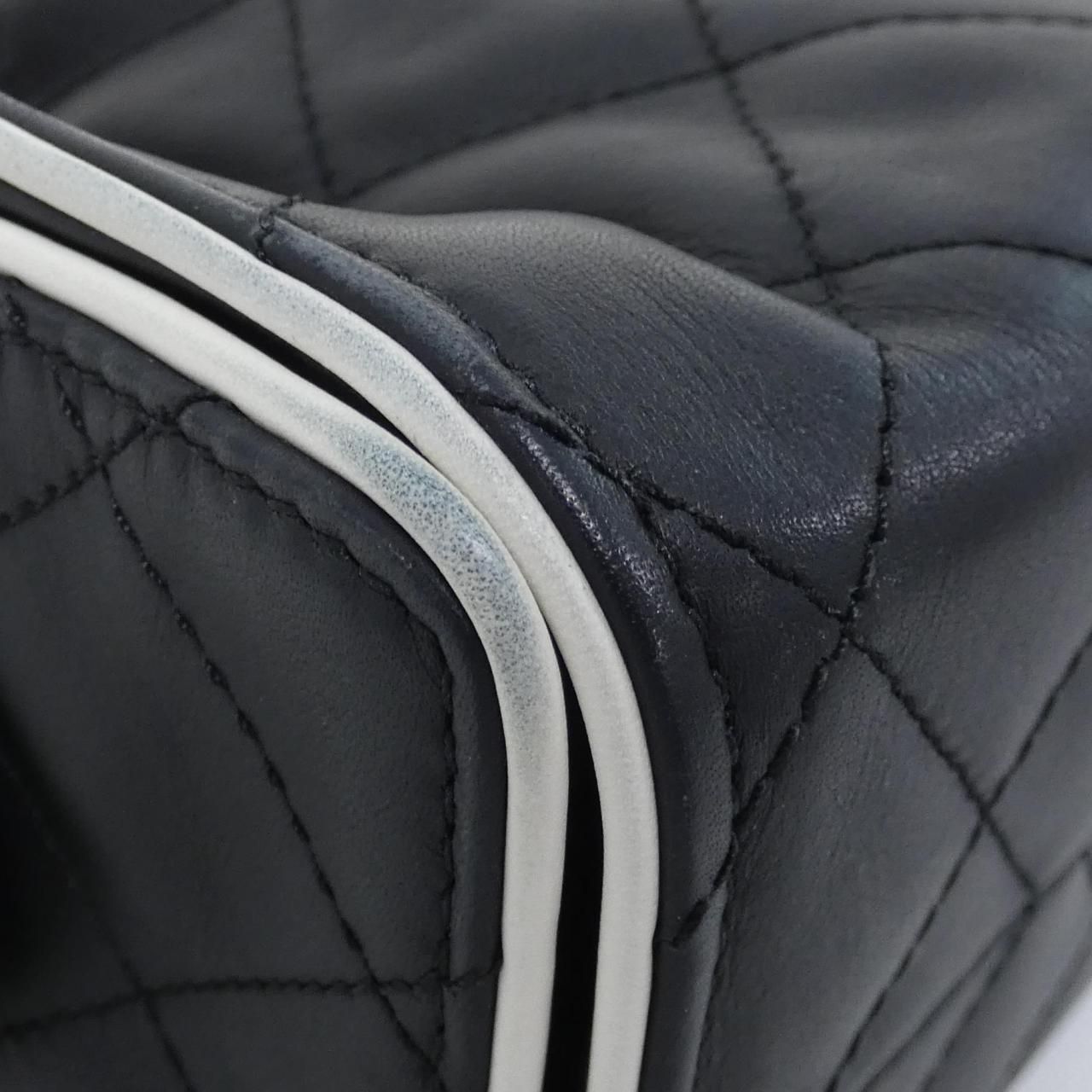 Chanel 25 Line Mini Shoulder — view 3