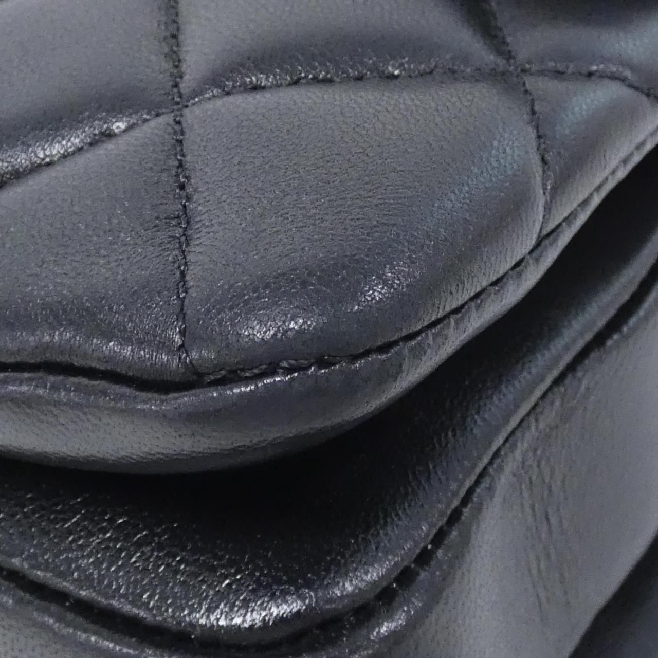 Chanel Bag Handbag Black — view 3