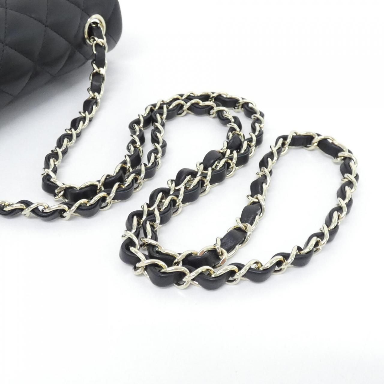 Chanel Shoulder Bag Black — view 6