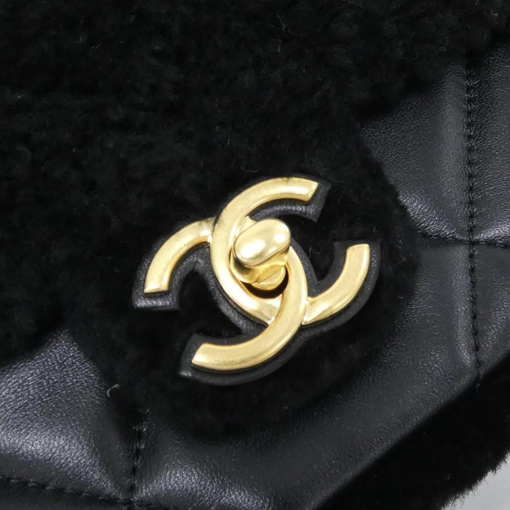 Chanel Shoulder Bag Black — view 4