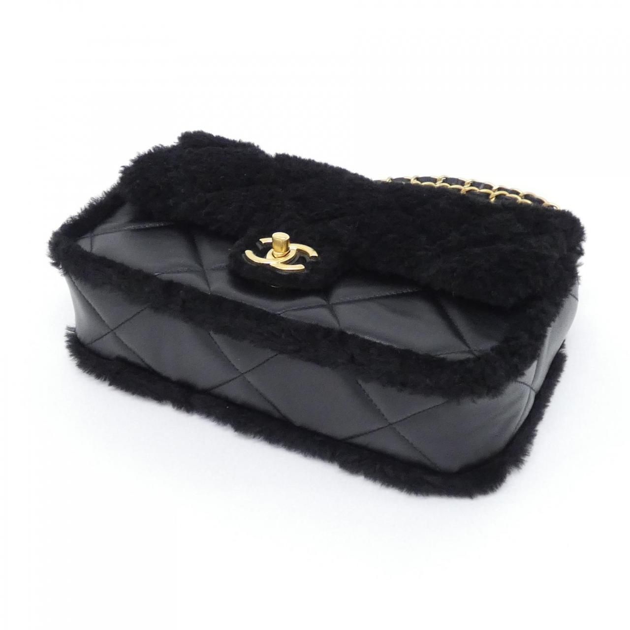 Chanel Shoulder Bag Black — view 3