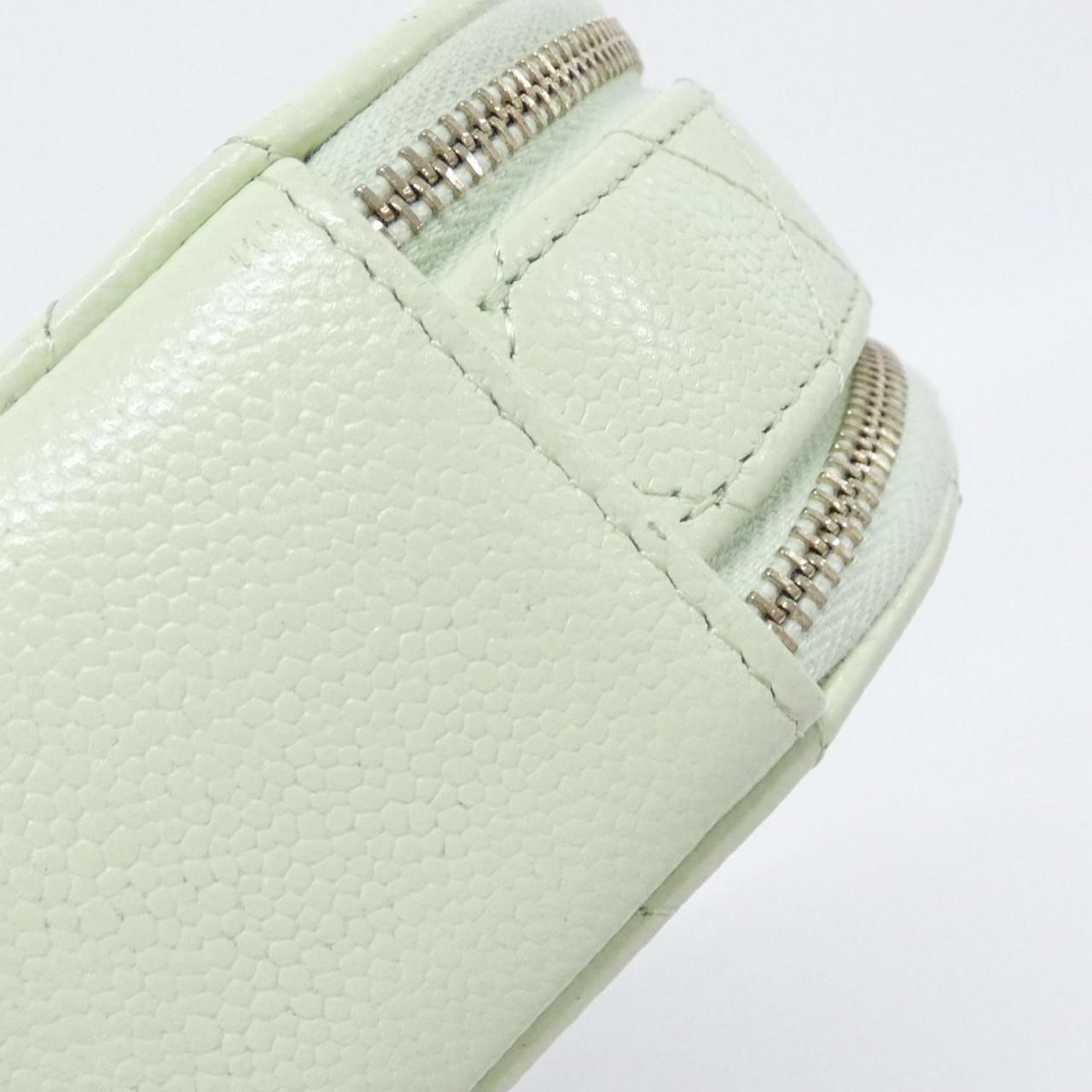 Chanel Shoulder Bag Green — view 3