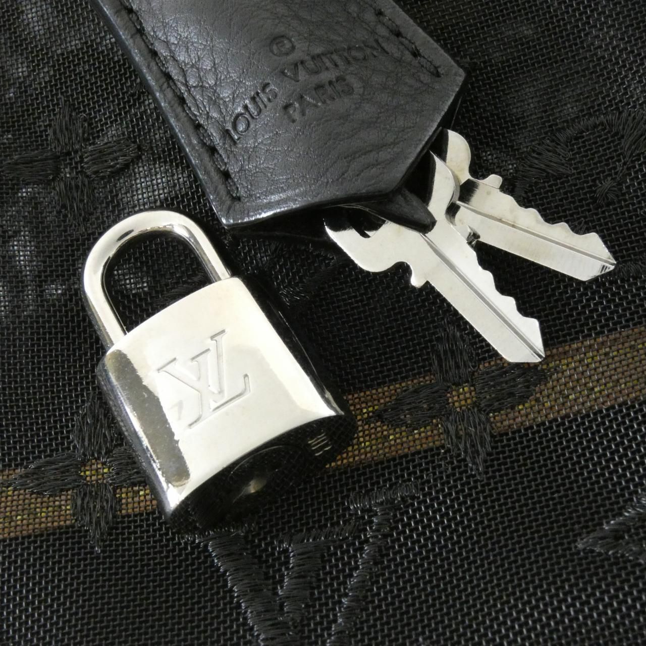 Louis Vuitton Monogram Lockit — view 2
