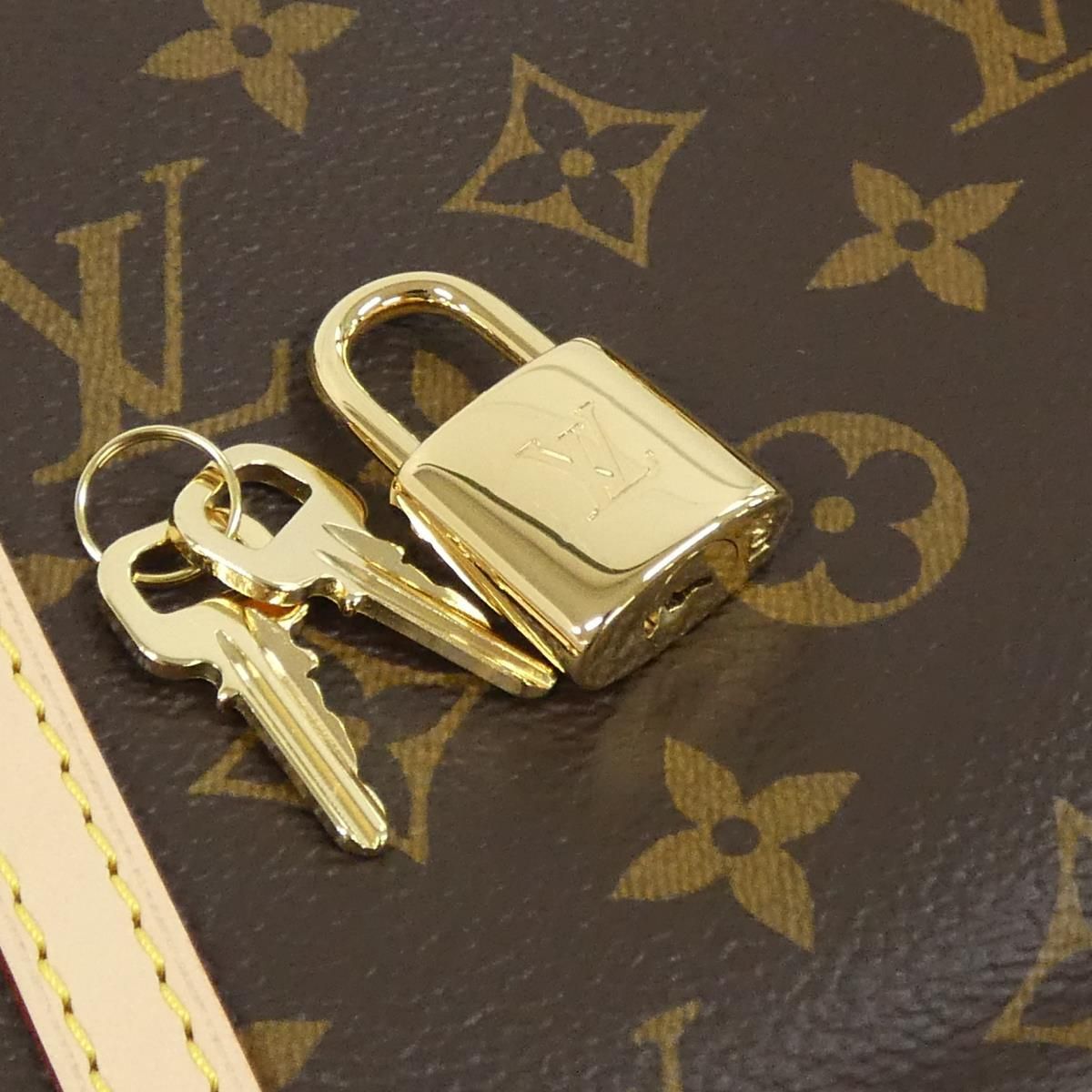 Louis Vuitton Monogram Squire East West Shoulder — view 3