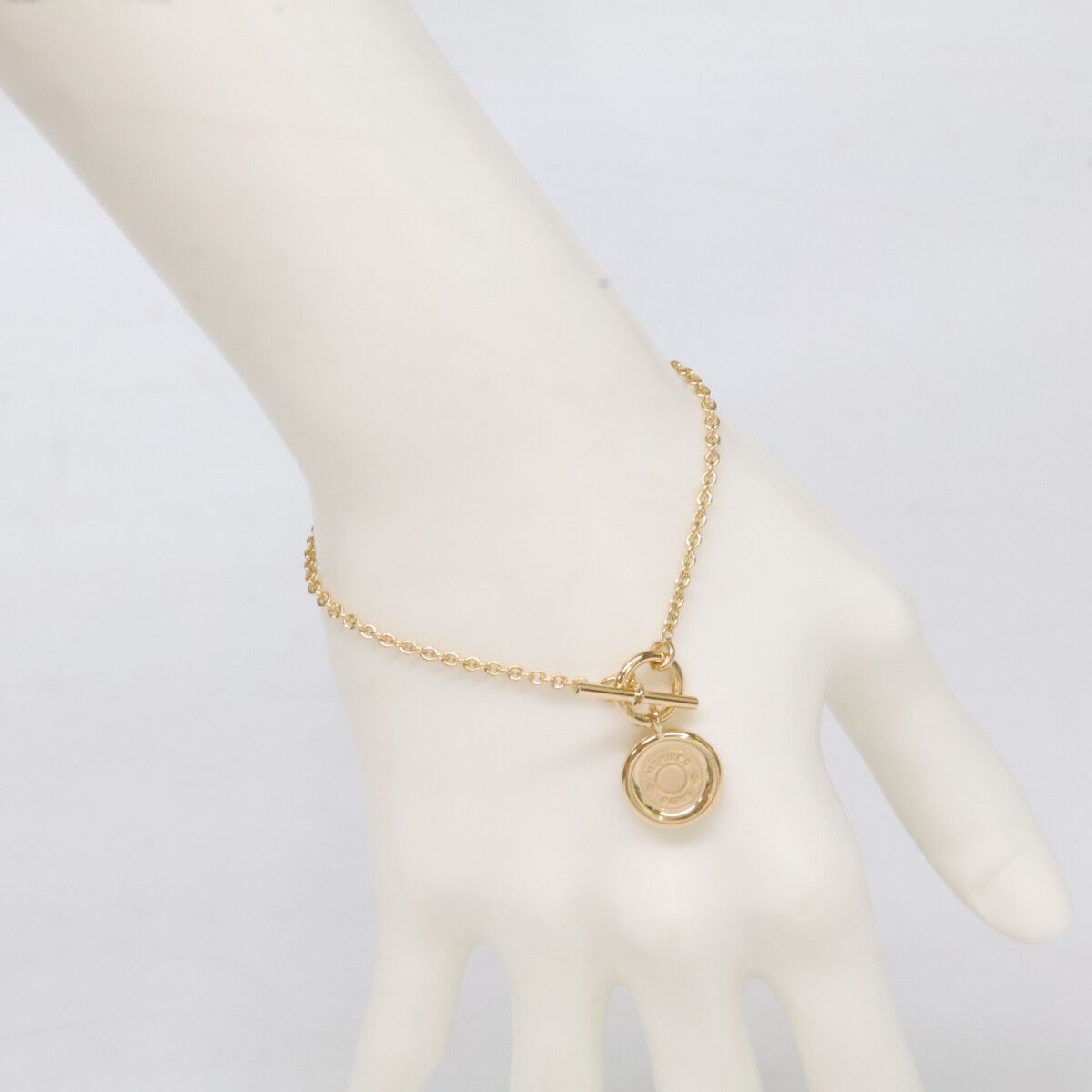 Hermes Polished 750 Series Clou de Selle Toggle Bracelet — view 8