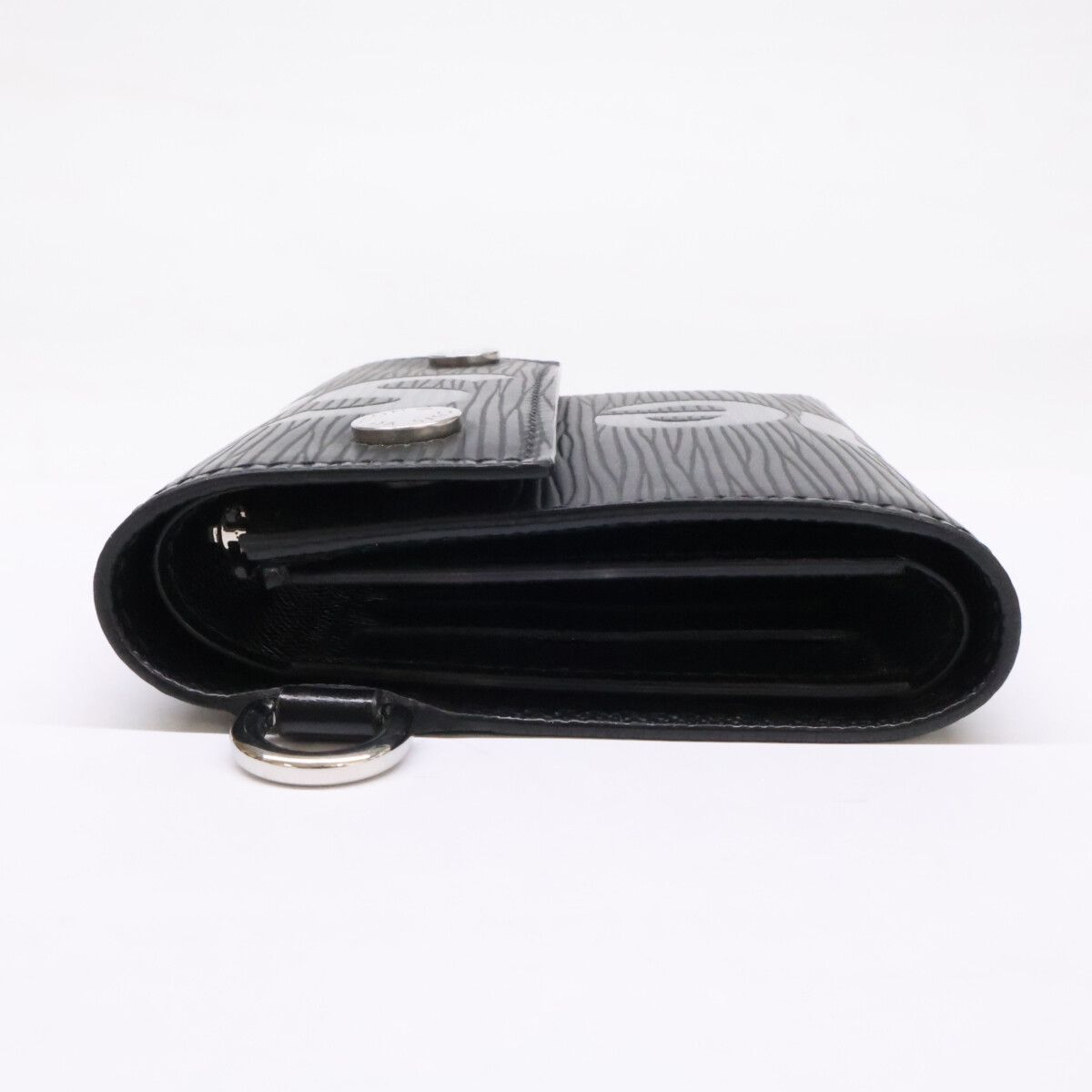 Louis Vuitton Supreme Epi Trifold Wallet Chain Shoulder — view 4