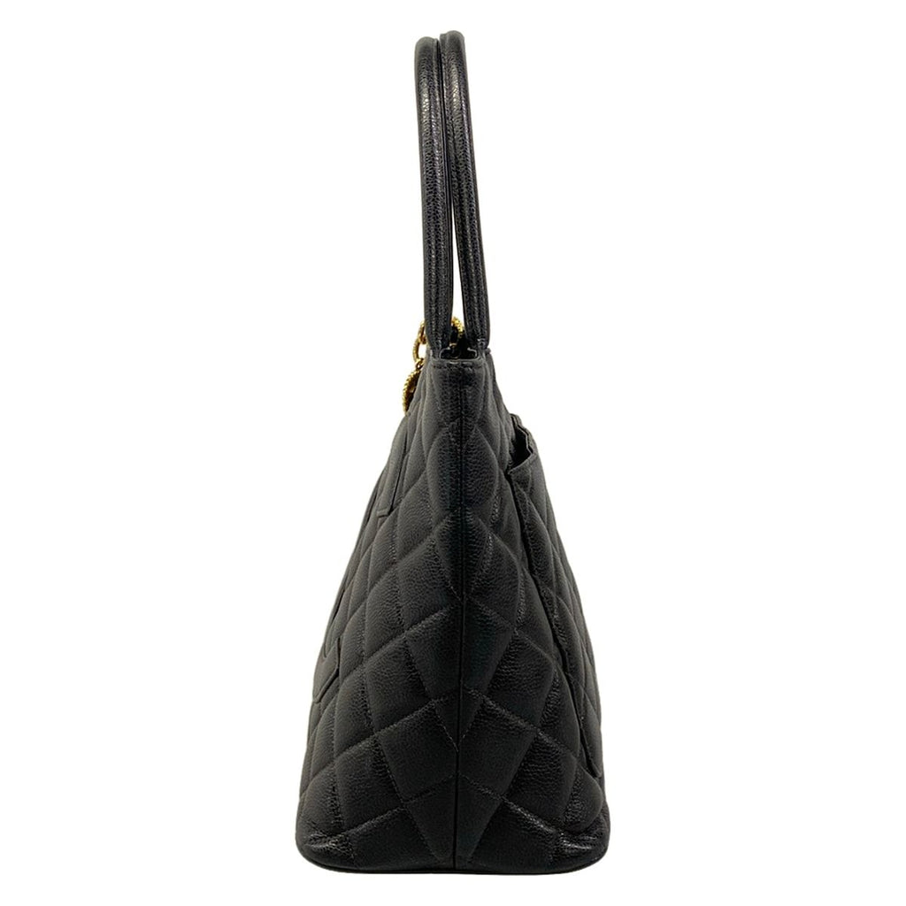 Chanel Tote Reissue Black Gold — view 4