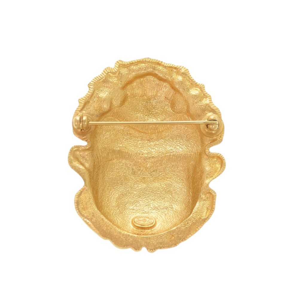 Chanel Scarab Motif CC Logo Metal Gold Brooch — view 2