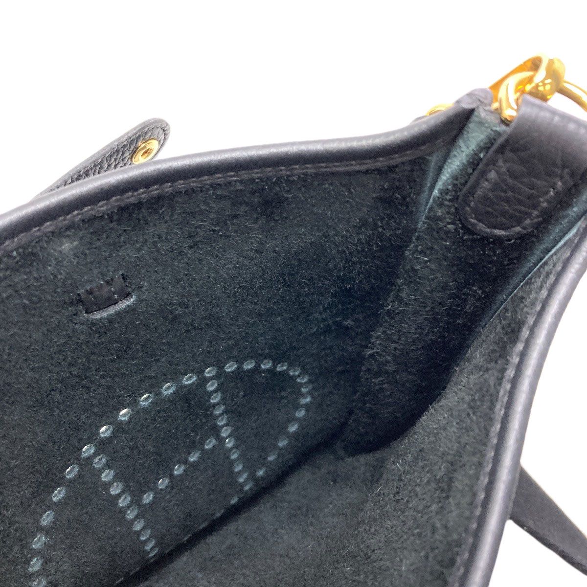 Hermes Evelyne TPM Gold Shoulder Bag Taurillon Clemence — view 8