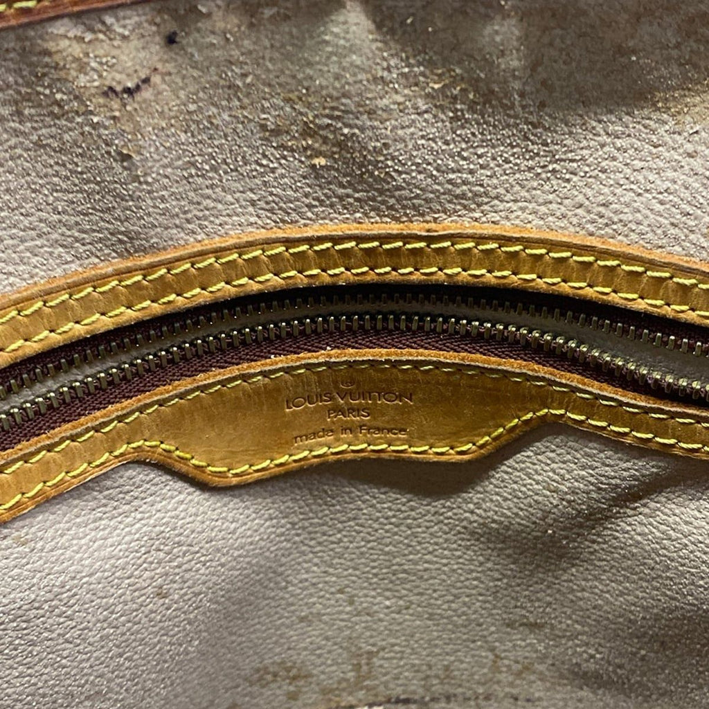 Louis Vuitton Shoulder Bag Monogram Bucket GM — view 9