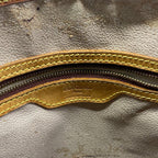 Louis Vuitton Shoulder Bag Monogram Bucket GM — view 9