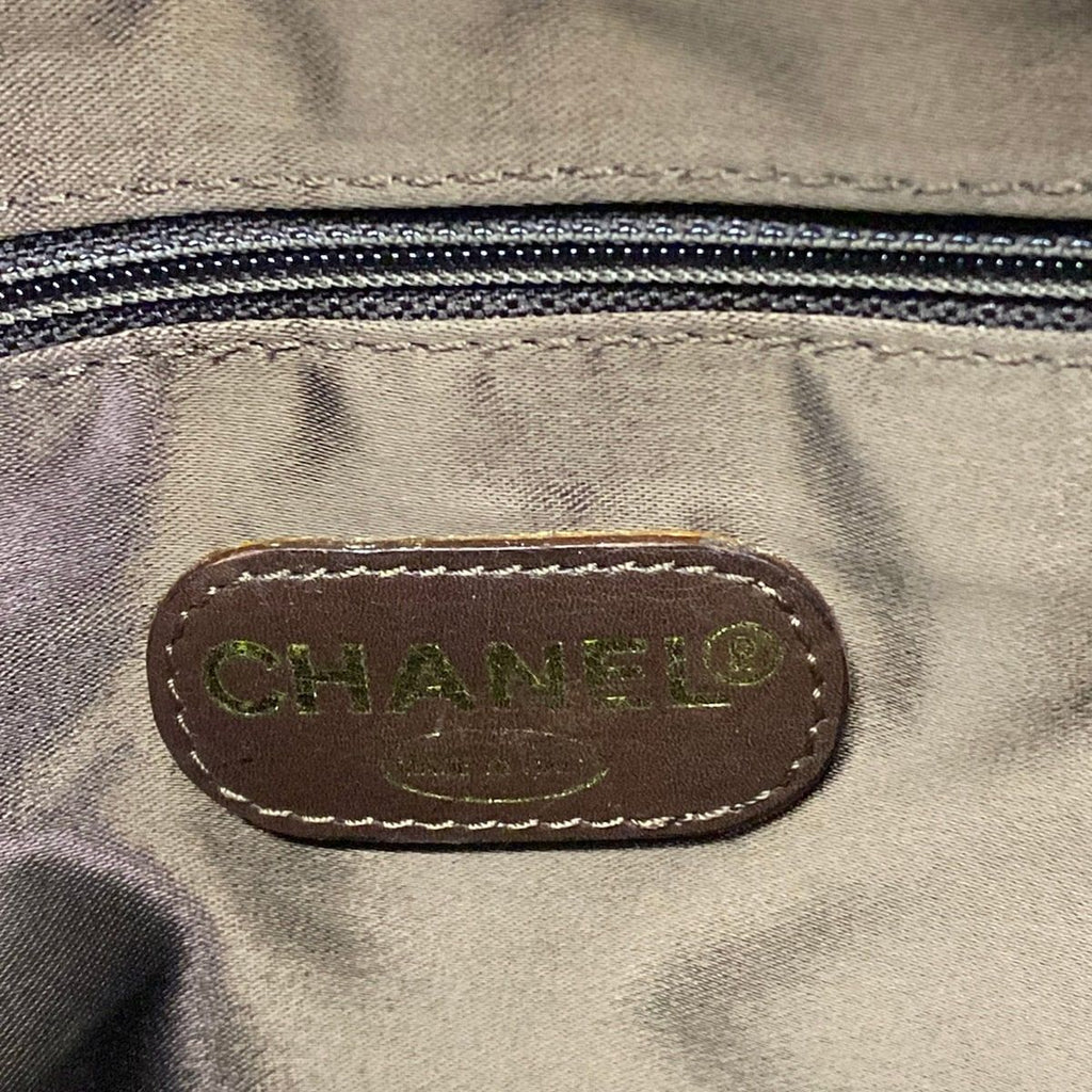 Chanel Shoulder Bag Dark Brown — view 9