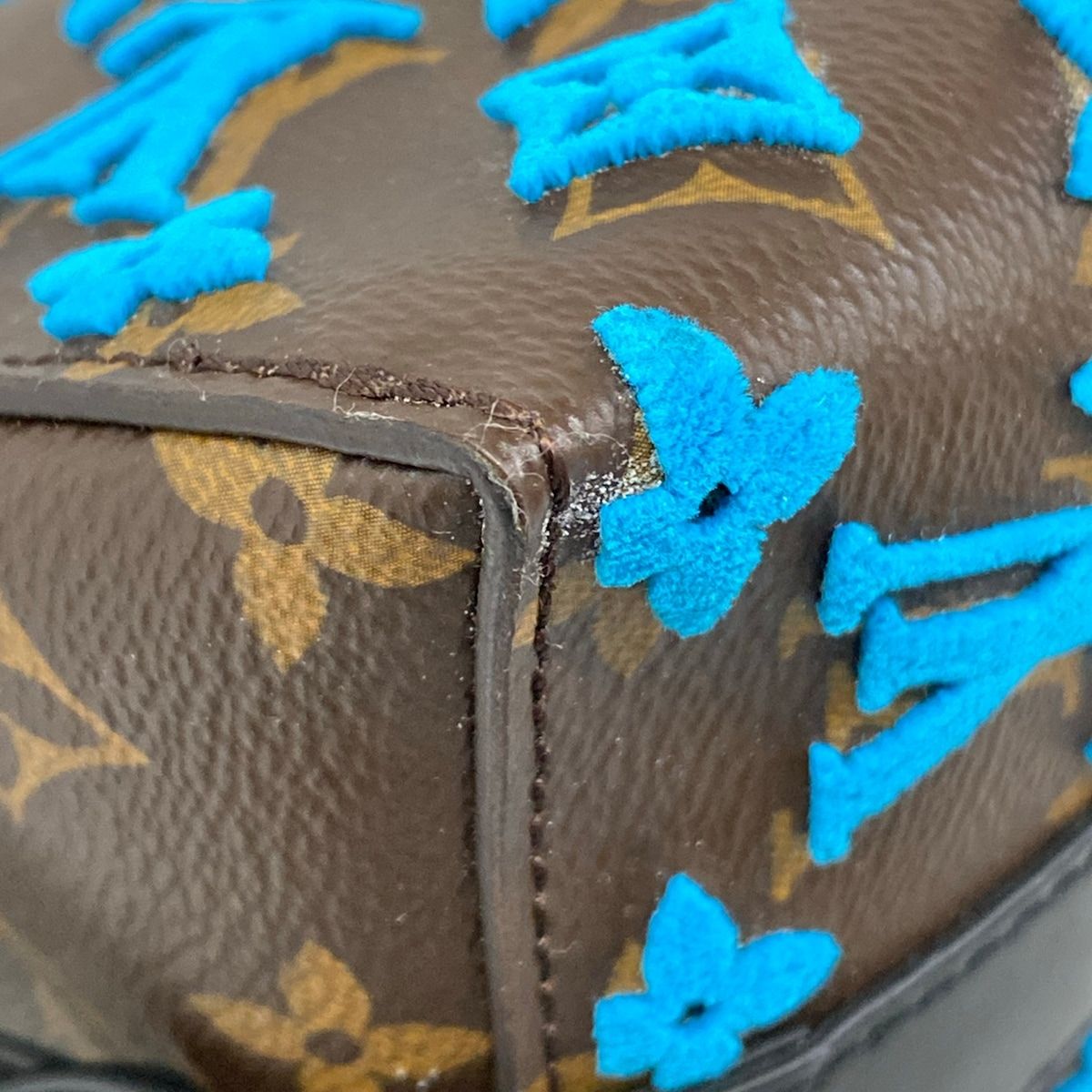 Louis Vuitton Shoulder Bag Monogram Tufting Triangle Messenger Turquoise — view 6