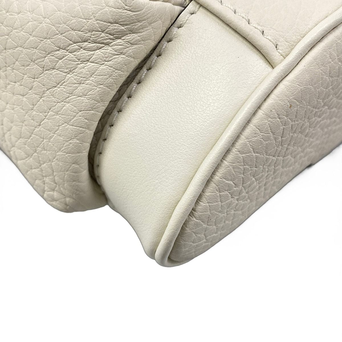 Louis Vuitton Shoulder Bag Cuir Taurillon Christopher XS Blanc Removable Strap — view 6