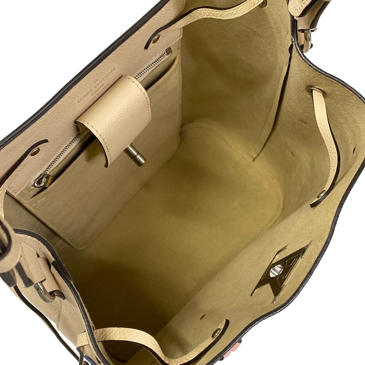 Louis Vuitton Shoulder Bag Lockme Bucket Light Beige Xmulticolor Leather — view 7