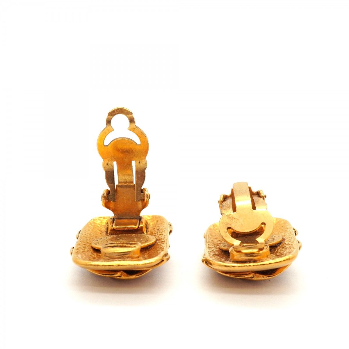 Chanel Earrings Vintage CC Logo Gold Plated — view 3