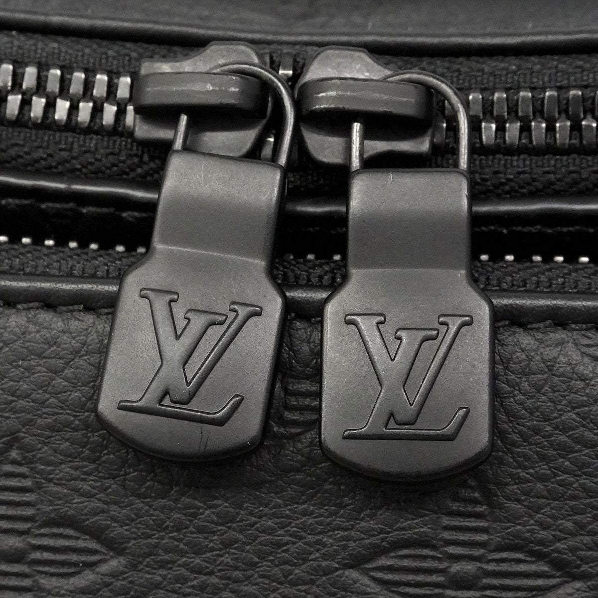 Louis Vuitton Belt Bag Monogram Shadow Lush Black — view 7