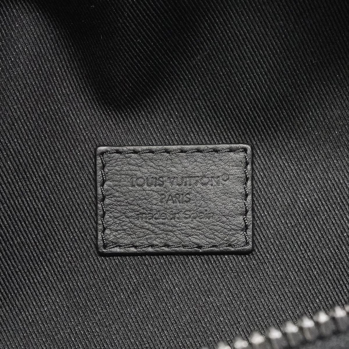 Louis Vuitton Belt Bag Monogram Shadow Lush Black — view 5