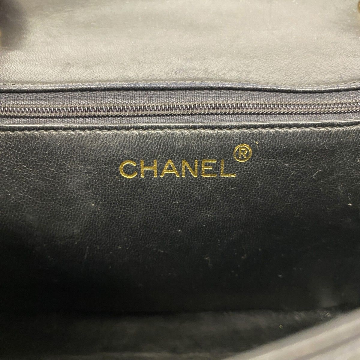 Chanel Shoulder Bag Quilted Lambskin Black Gold — view 5