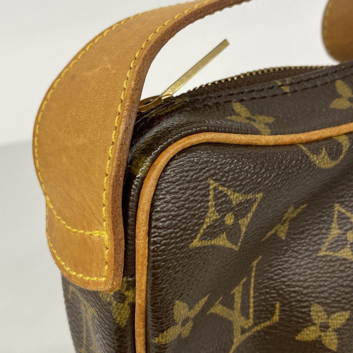 Louis Vuitton Shoulder Bag Monogram Croissant MM Brown — view 8