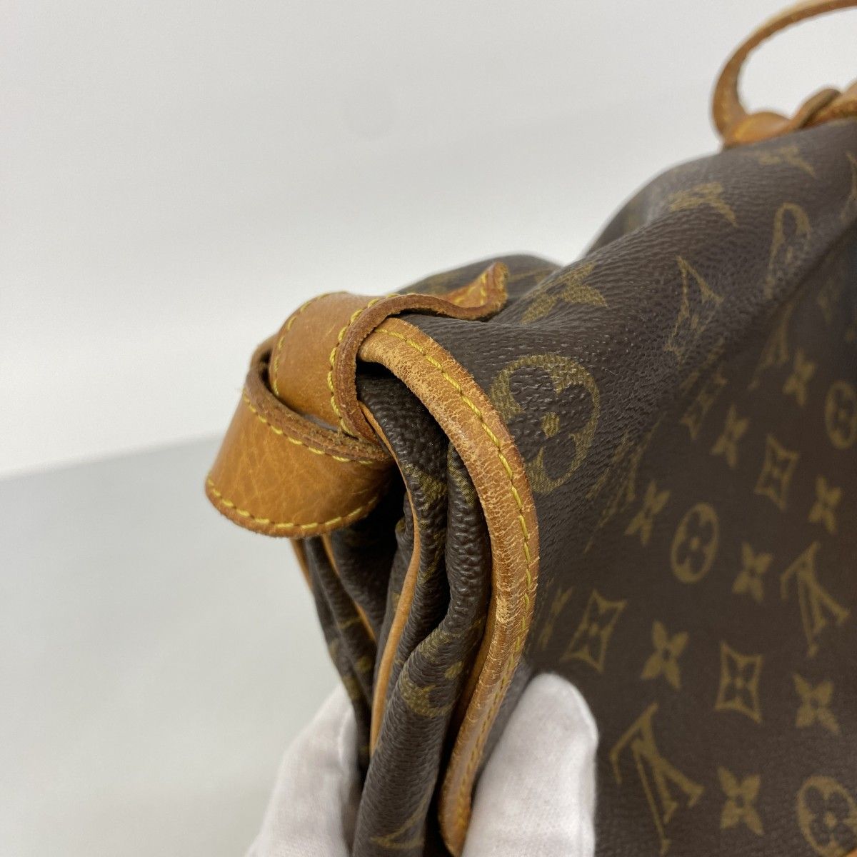 Louis Vuitton Shoulder Bag Monogram Saumur 35 Brown — view 7