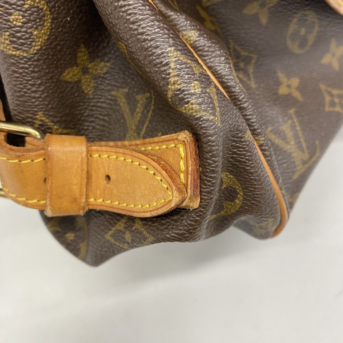 Louis Vuitton Shoulder Bag Monogram Saumur 35 Brown — view 8