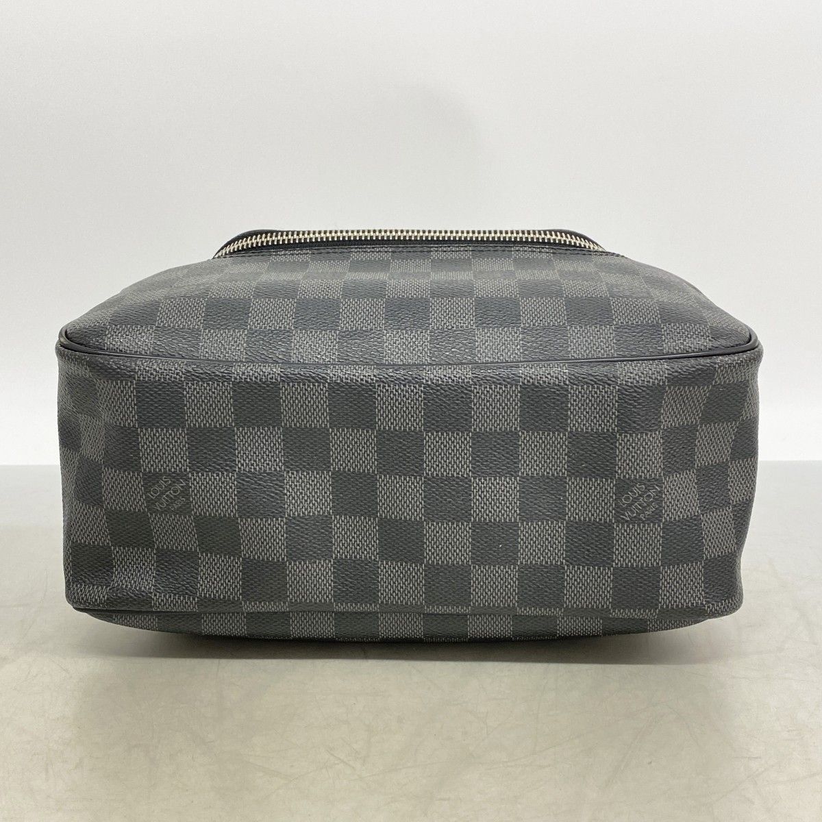 Louis Vuitton Pouch Damier Graphite Toilette Gray — view 3
