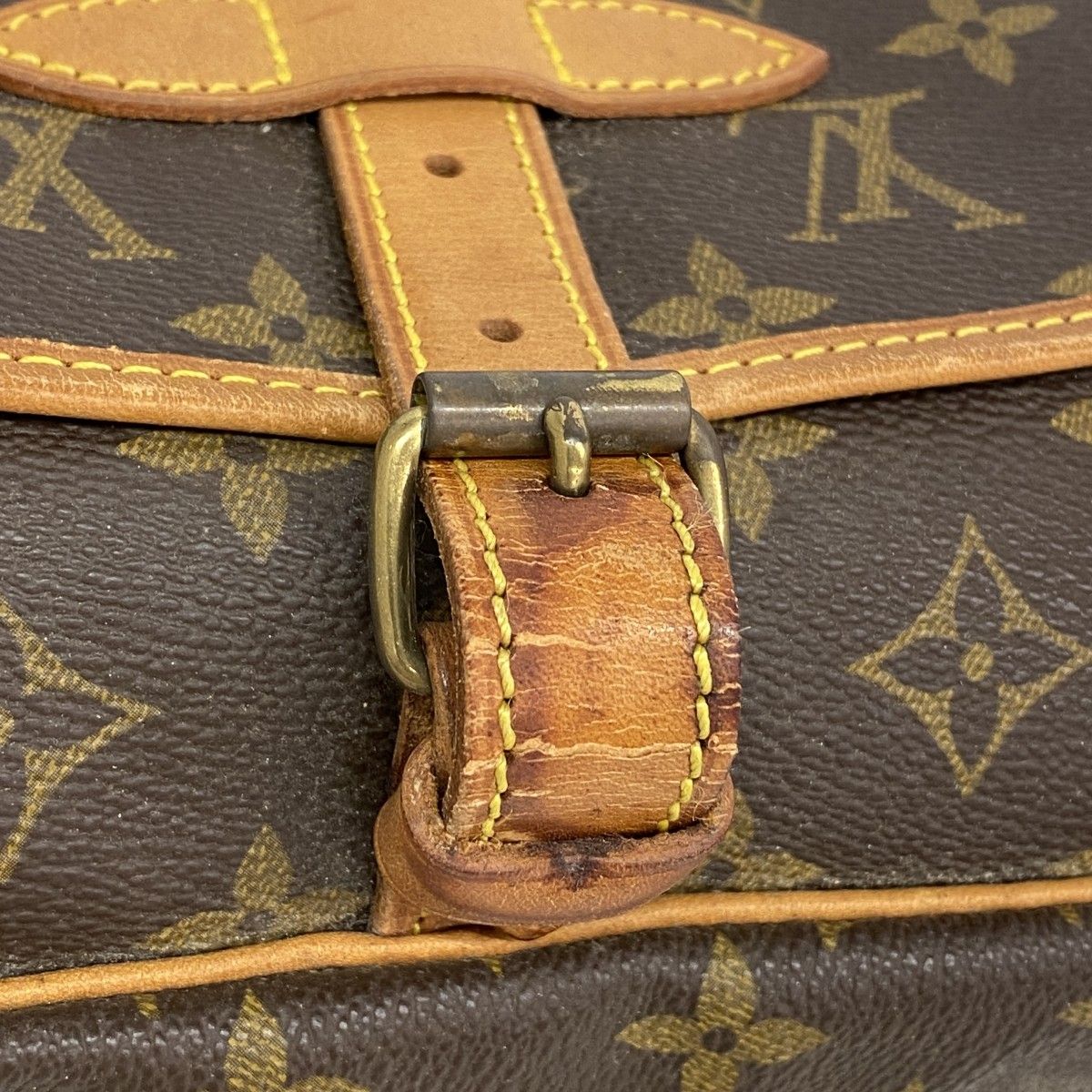 Louis Vuitton Shoulder Bag Monogram Saumur 30 Brown — view 6