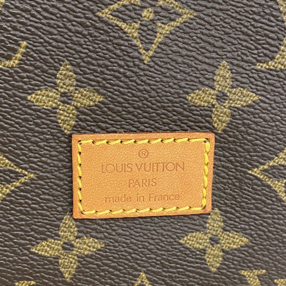Louis Vuitton Shoulder Bag Monogram Saumur 30 Brown — view 5