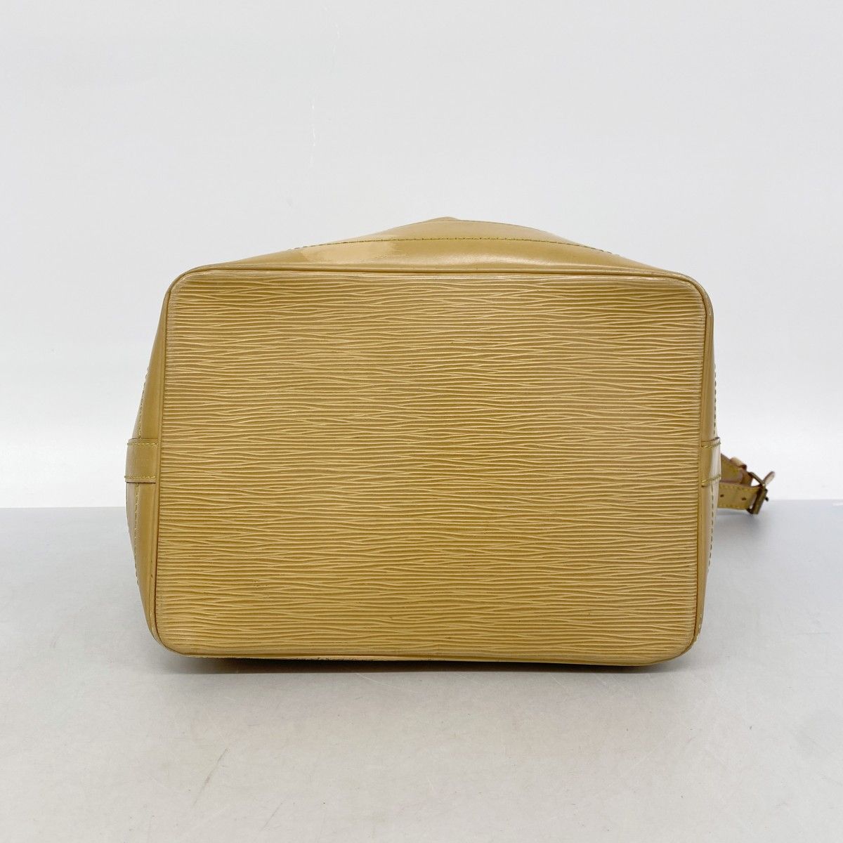 Louis Vuitton Shoulder Bag Epi Noe Winnipeg Beige — view 3