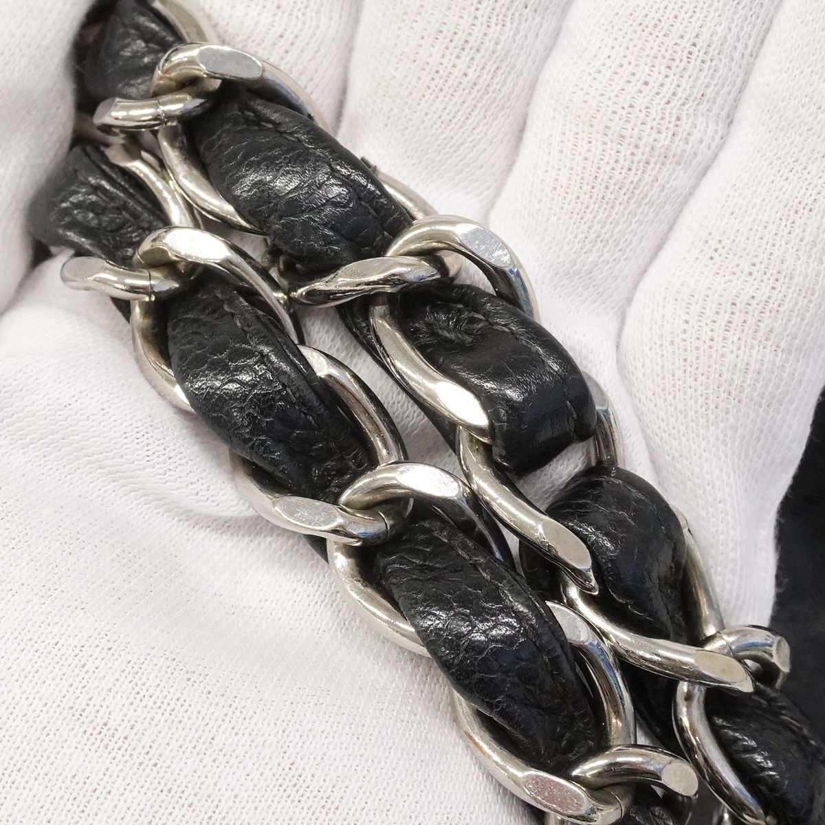 Chanel Shoulder Bag Maxi Quilted Caviar Leather Black Silver — view 8