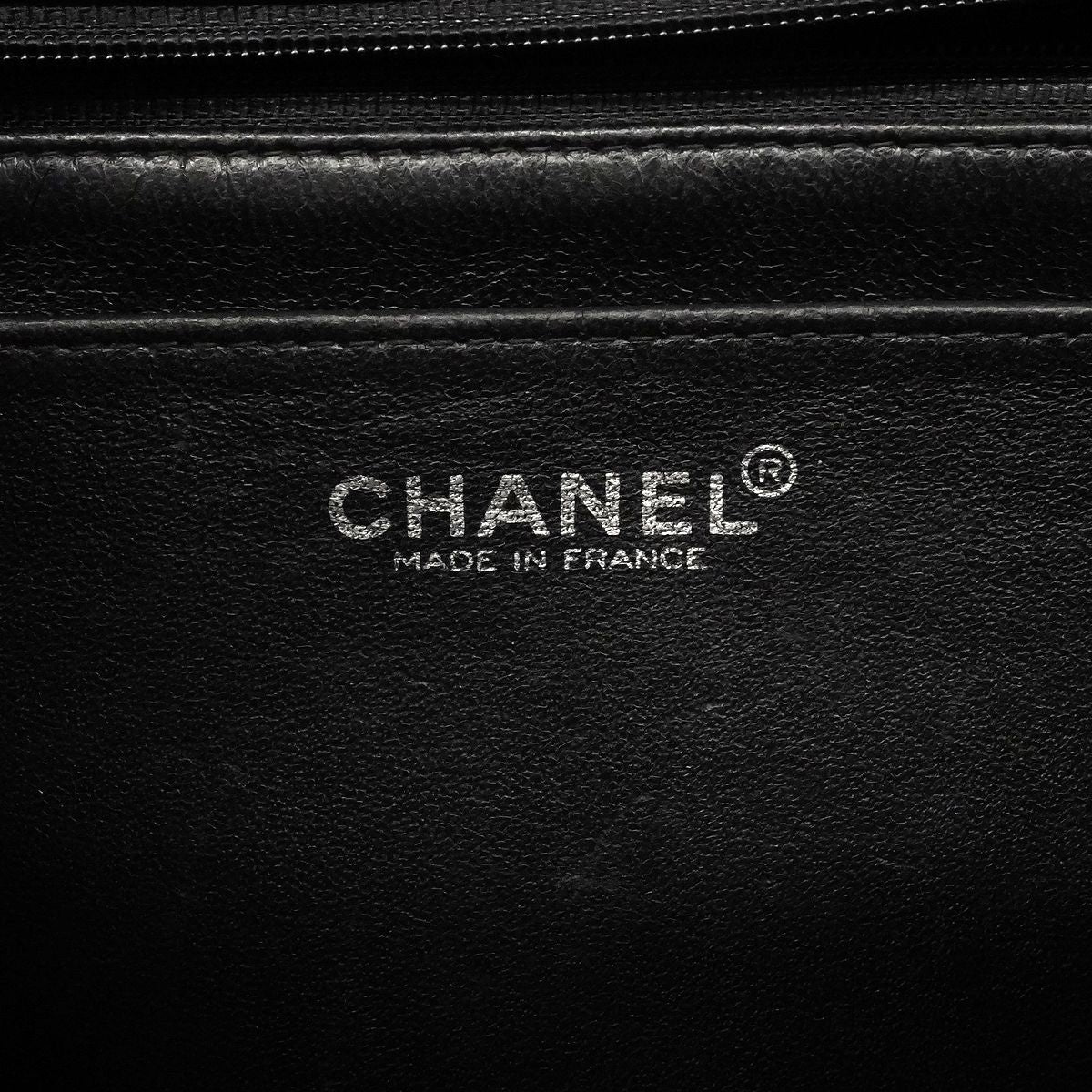 Chanel Shoulder Bag Maxi Quilted Caviar Leather Black Silver — view 5