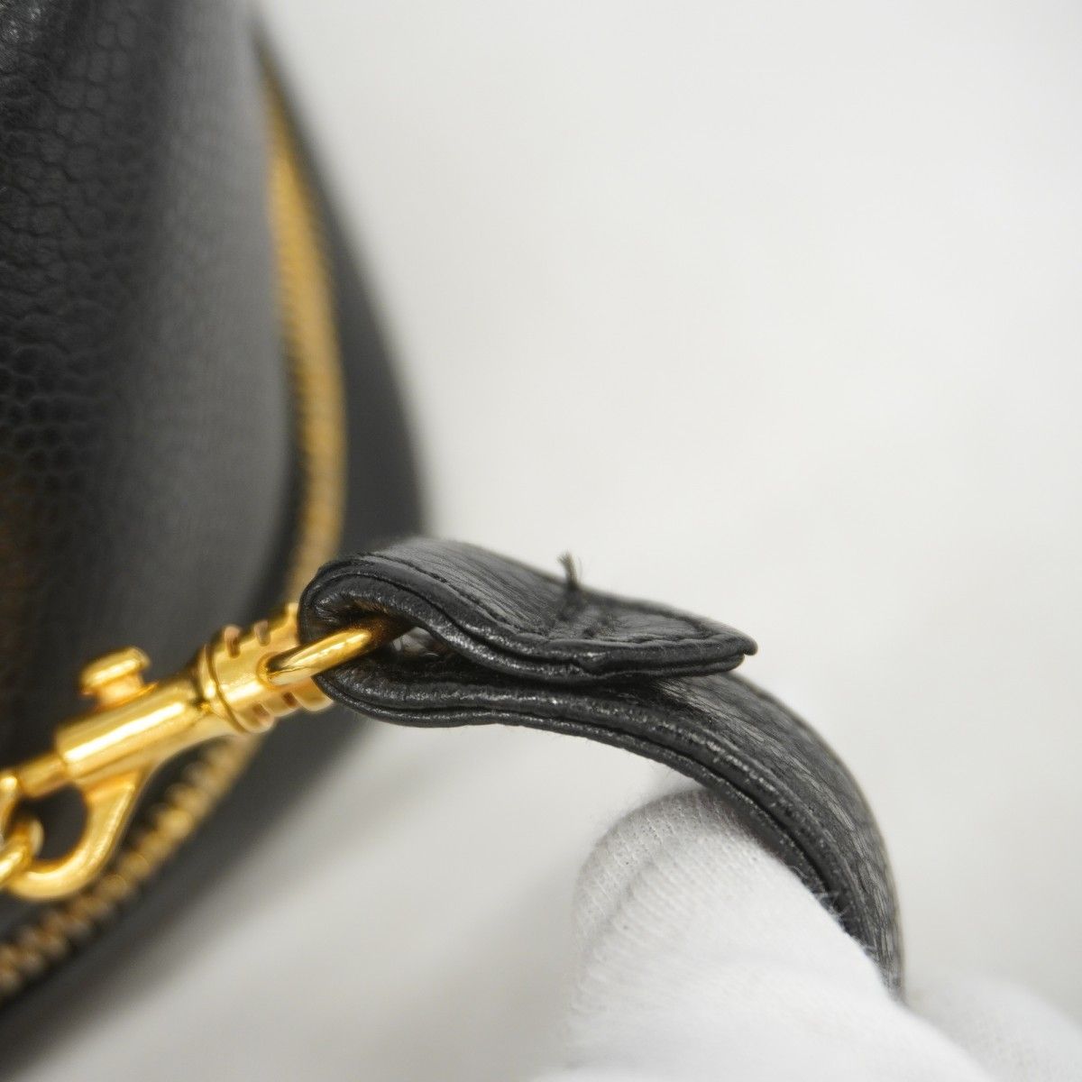 Chanel Vanity Bag Caviar Leather Black Gold 2-Way — view 8