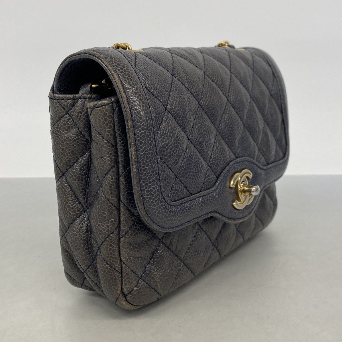 Chanel Shoulder Bag Quilted Caviar Leather Blue Gold — view 2
