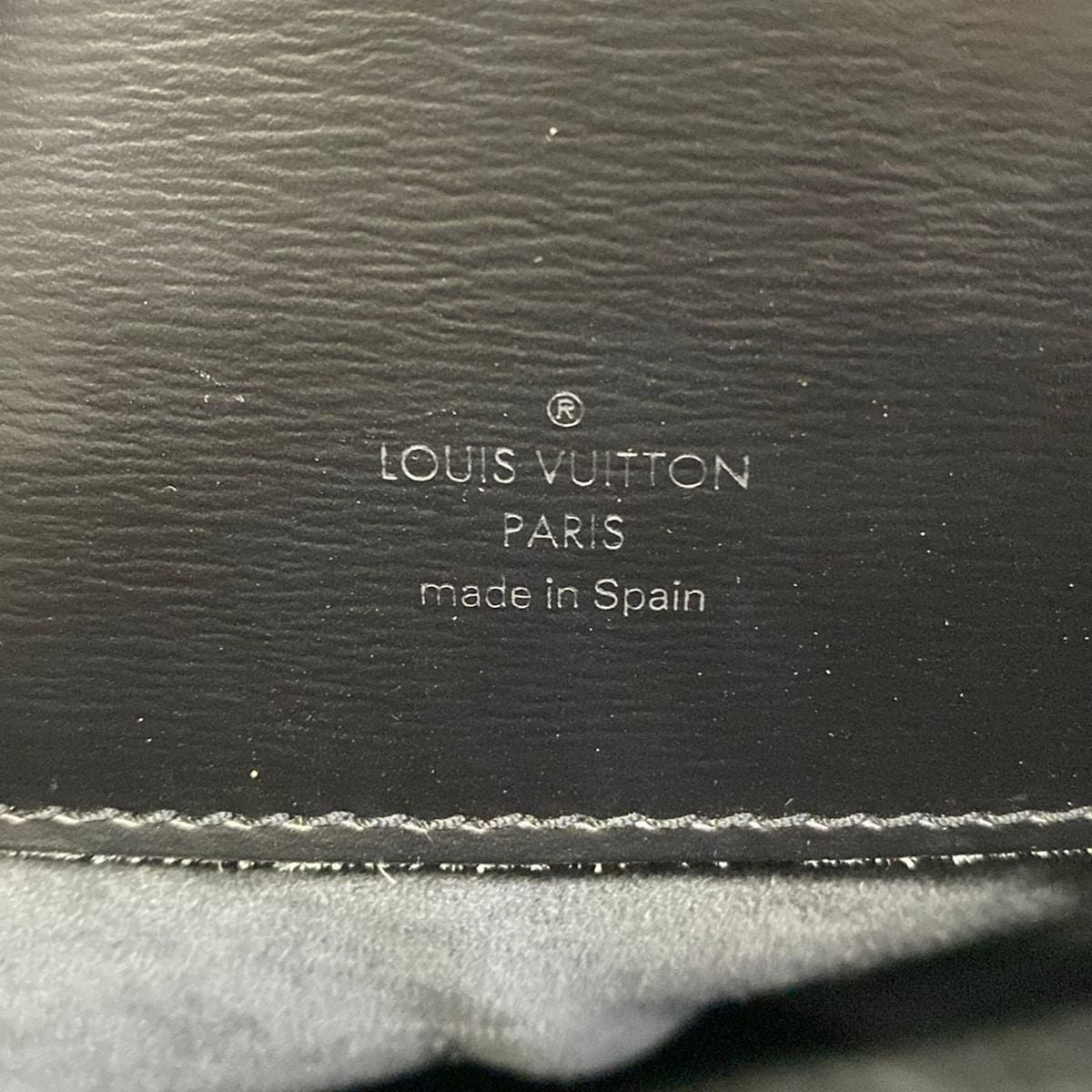 Louis Vuitton Shoulder Bag Epi Cluny Noir Leather — view 8