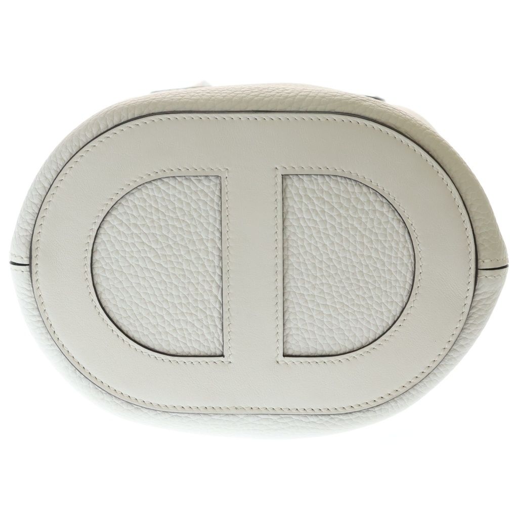 Hermes in the Loop 18 Taurillon Clemence Veau Gold Handbag White — view 4