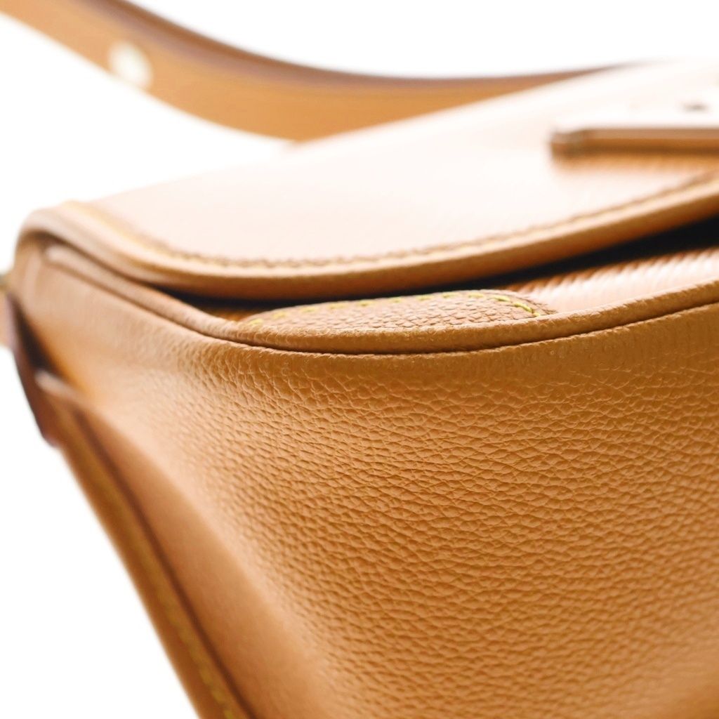 Louis Vuitton Epi Buci NM 2-Way Leather LV Logo Shoulder Bag Brown — view 5