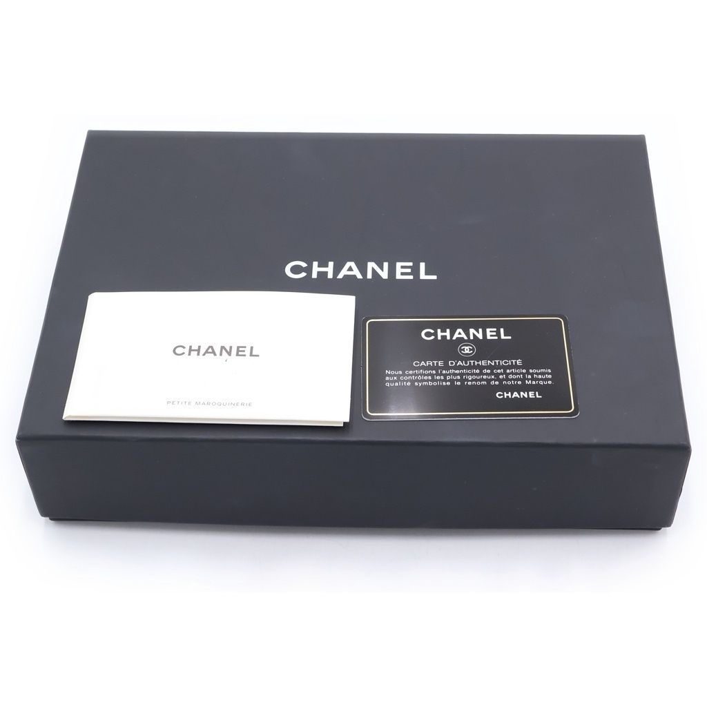 Chanel Quilted Chain Wallet Shoulder Bag Caviar Leather Silver Stand — view 8
