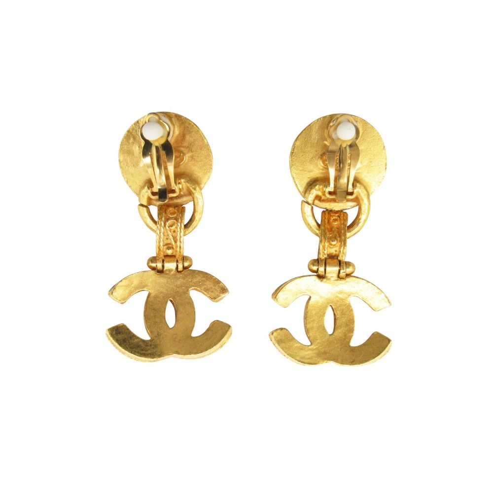 Chanel Earrings koizblue CC Logo Both Ears Gold — view 2