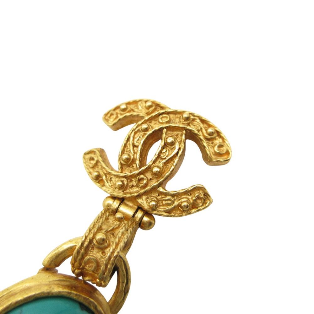 Chanel Earrings koizblue CC Logo Both Ears Gold — view 3